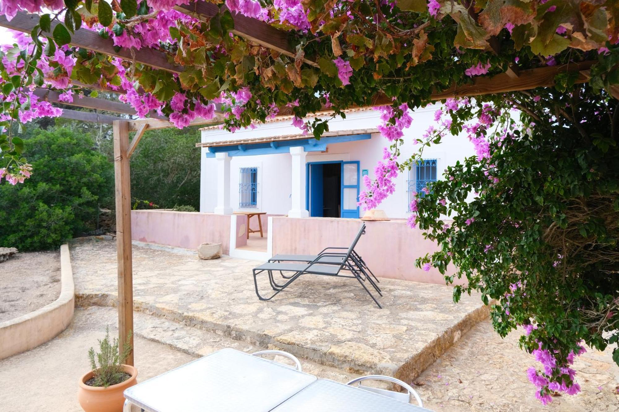 Can Toni Den Mestre Cala Saona Luaran gambar